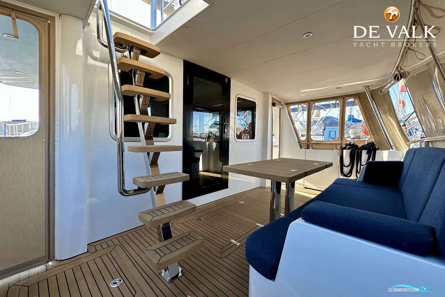 Steeler Explorer 50 Pilothouse