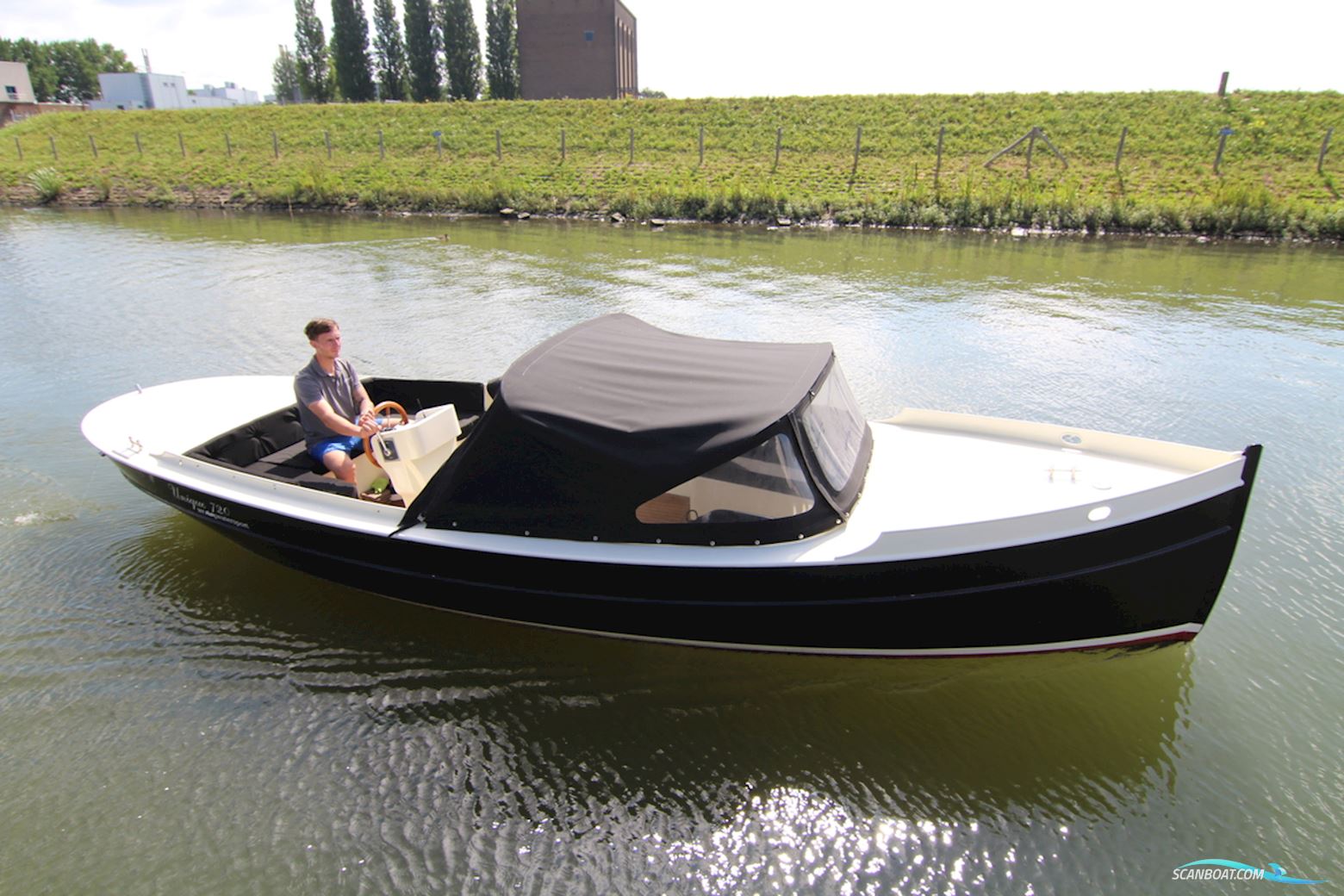 Steilsteven Sloep Unique 720