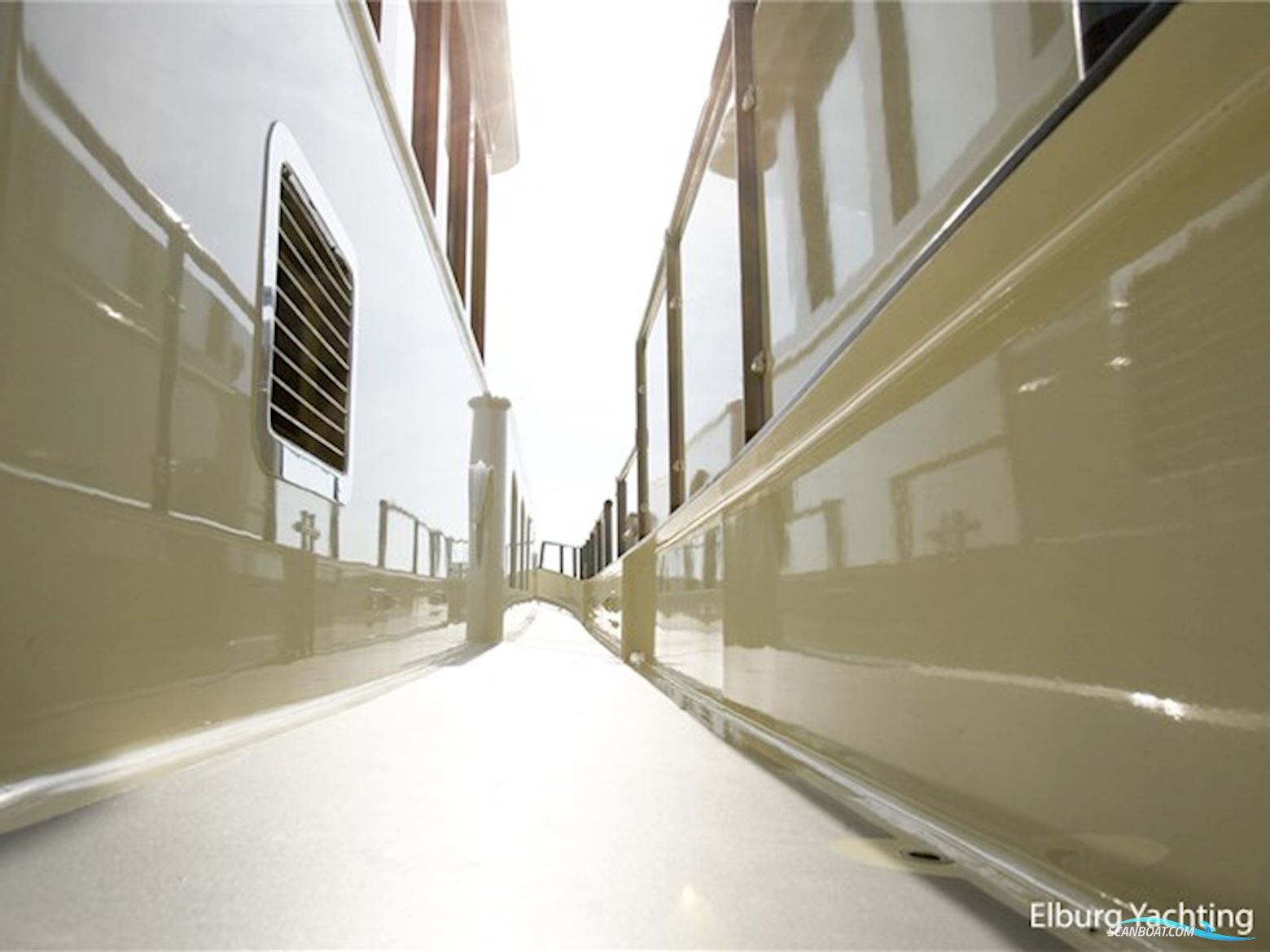 Stentor  Luxe Motor  - 1800 