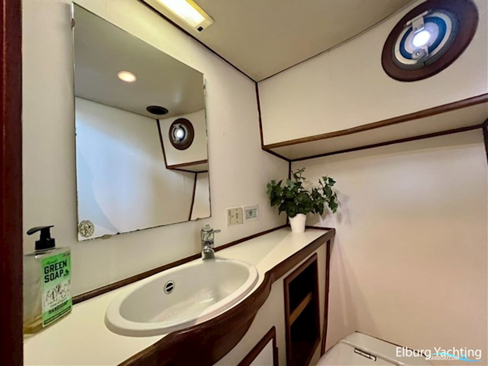 Stentor 1300 - Stabilizers