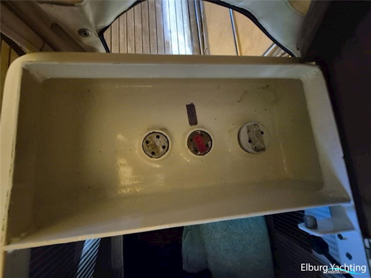 Stentor 1500 Trawler - Stabilizers