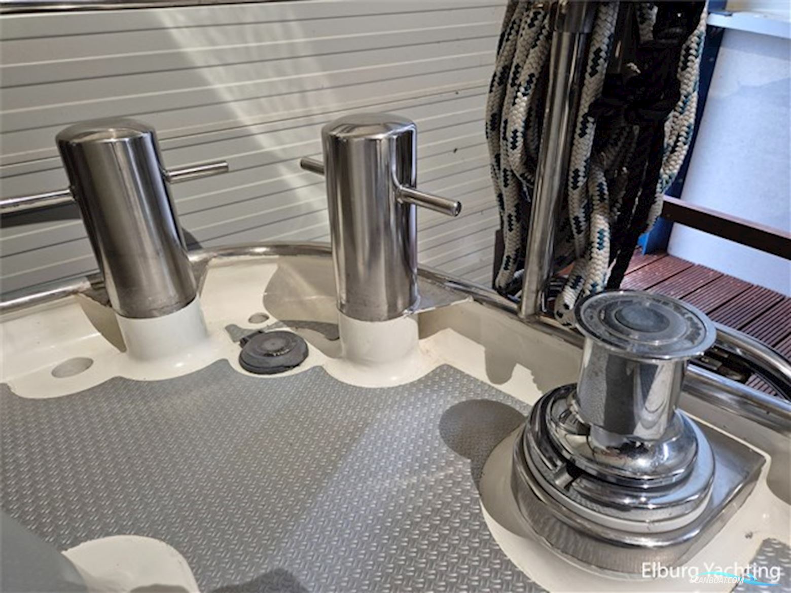 Stentor 1500 Trawler - Stabilizers