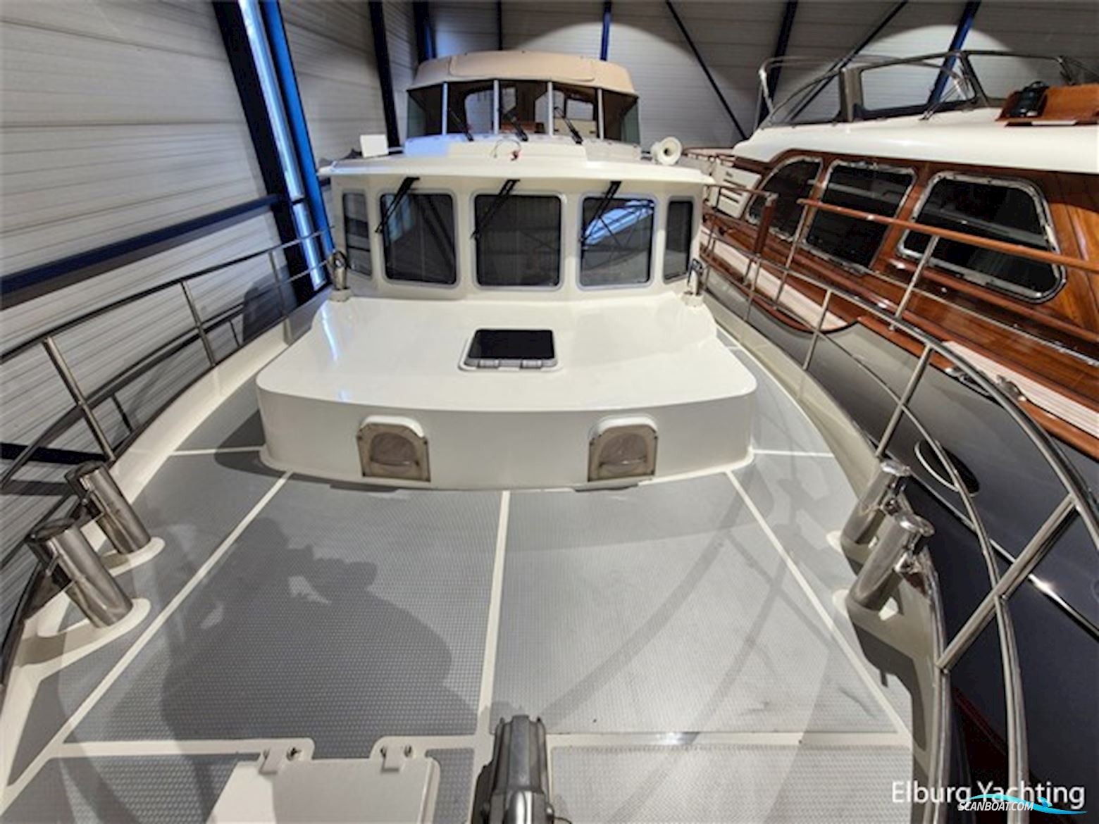 Stentor 1500 trawler - Stabilizers