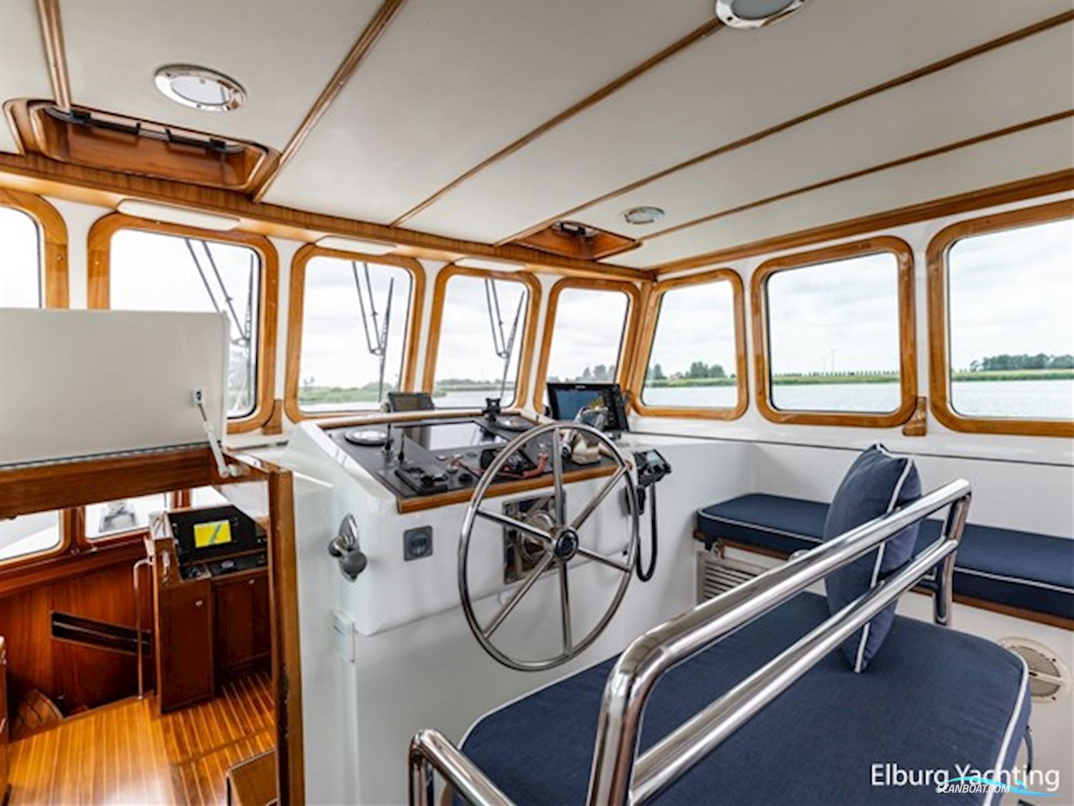 Stentor 1800 Explorer