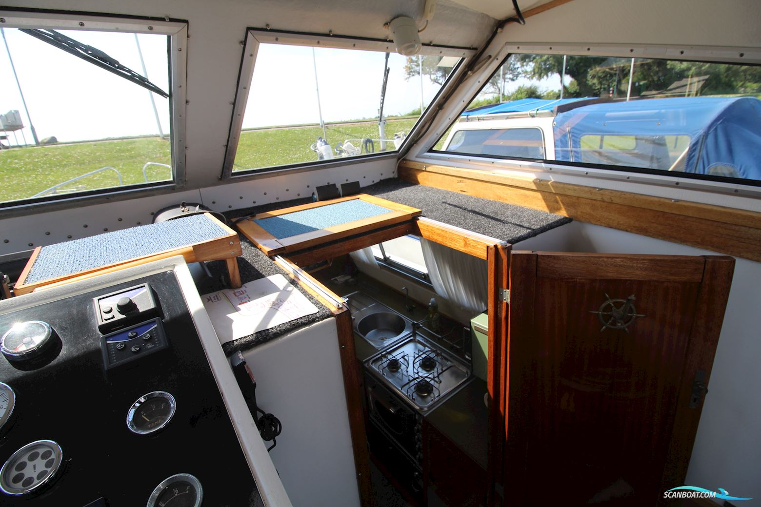 Sterling Sabre 28 New Engine