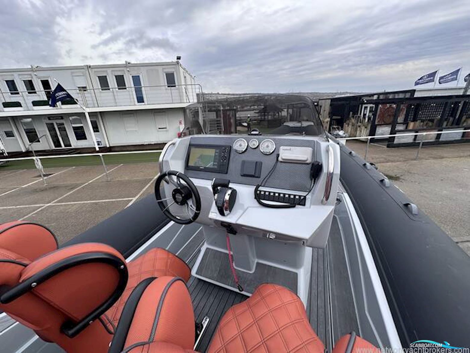 Stingher 900 GT