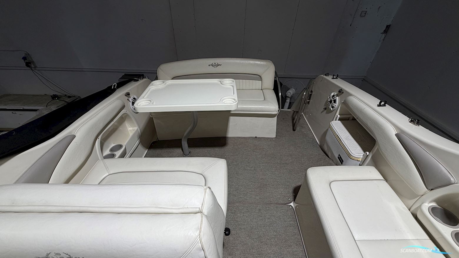 Stingray 240 S