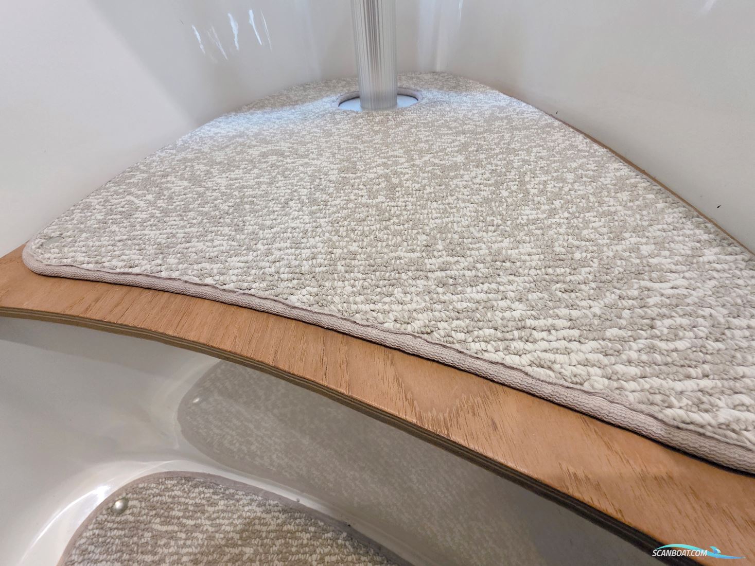 Stingray 250 CS (står klar på næsten ny trailer)