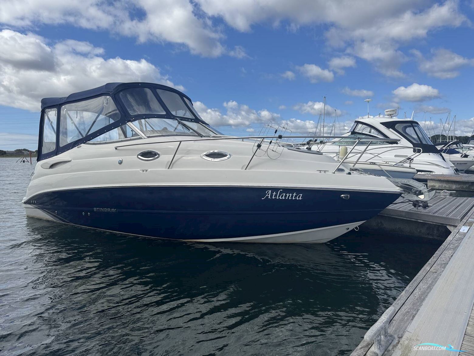 Stingray 250 CS Motorboten 2014, met Mercruiser motor, United Kingdom