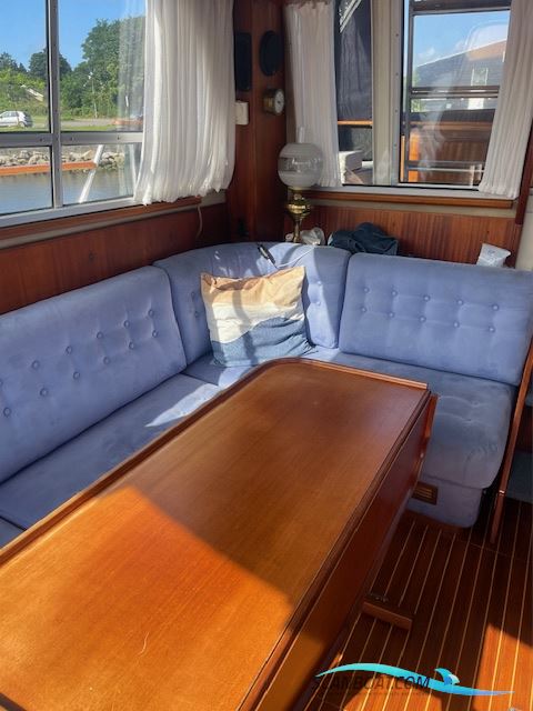 Storebro 36 flybridge