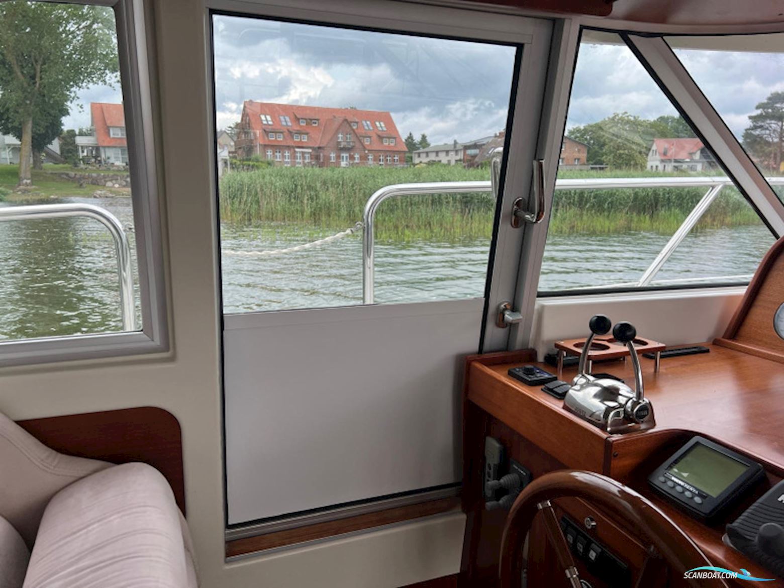 Storebro 435 Commander