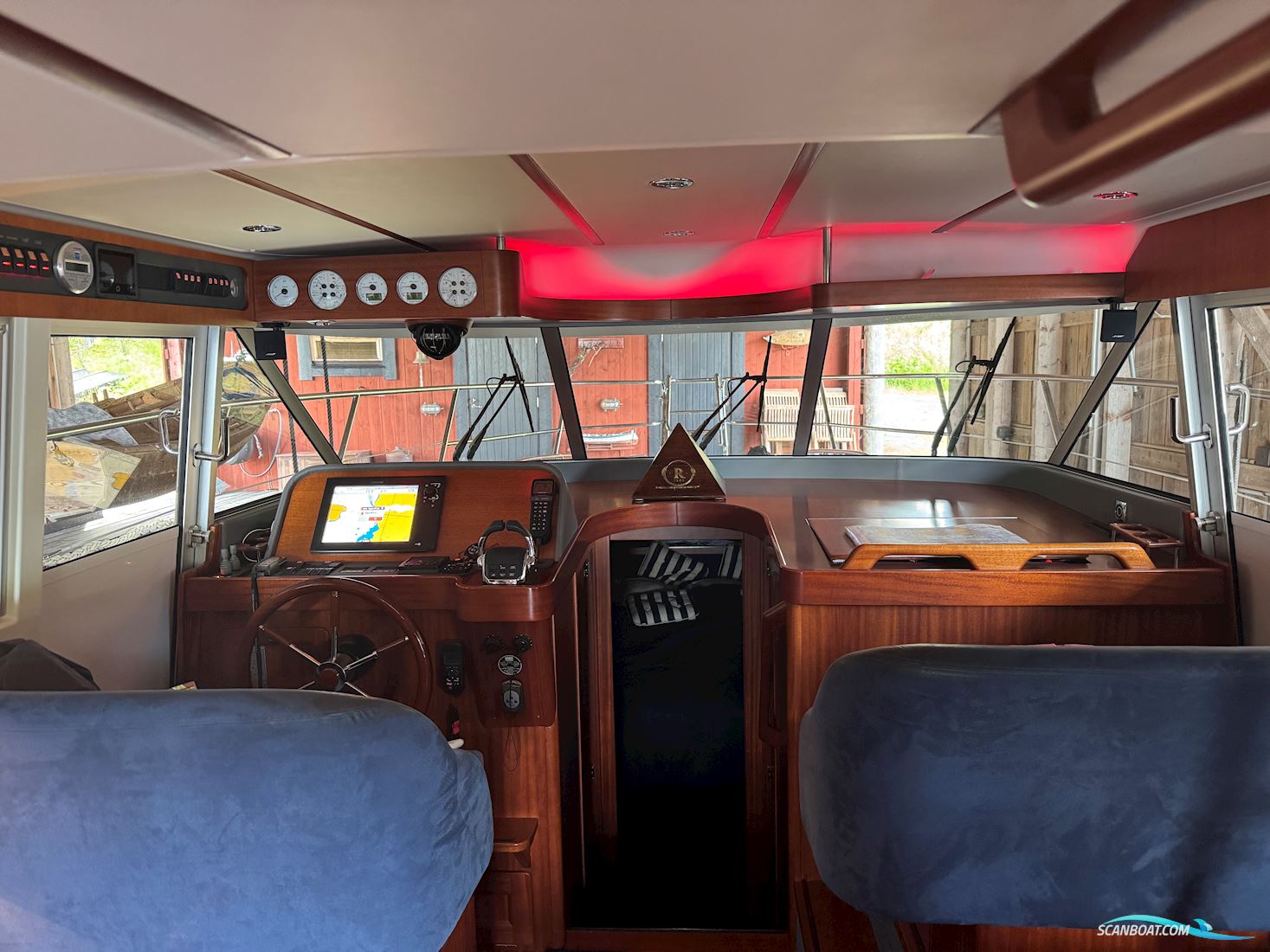 Storebro 435 Commander