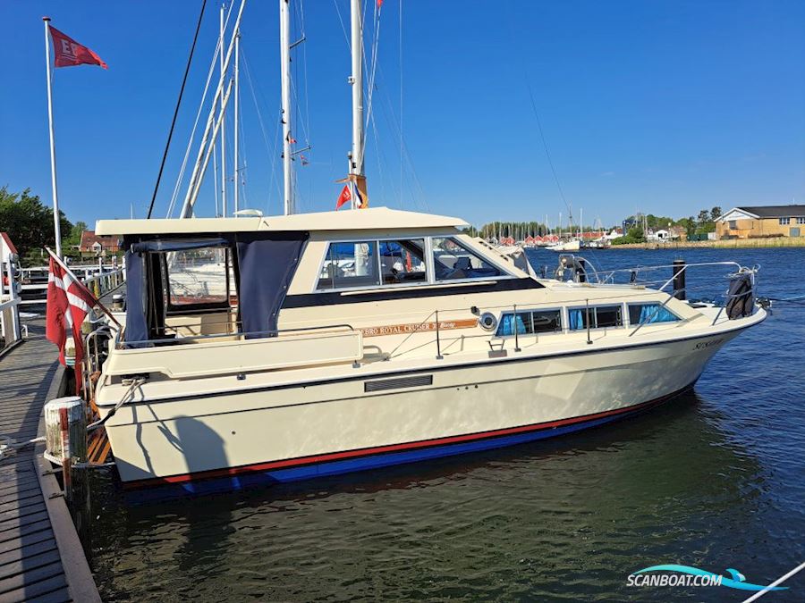Storebro Royal Cruiser 31 Biscay m/Nye Maskiner Motorboten 1980, met Yanmar 4 JH3-Dte motor, Denemarken