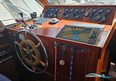 Storebro Royal Cruiser 40 Baltic Motorboten 1983, met Tamd70D motor, Sweden