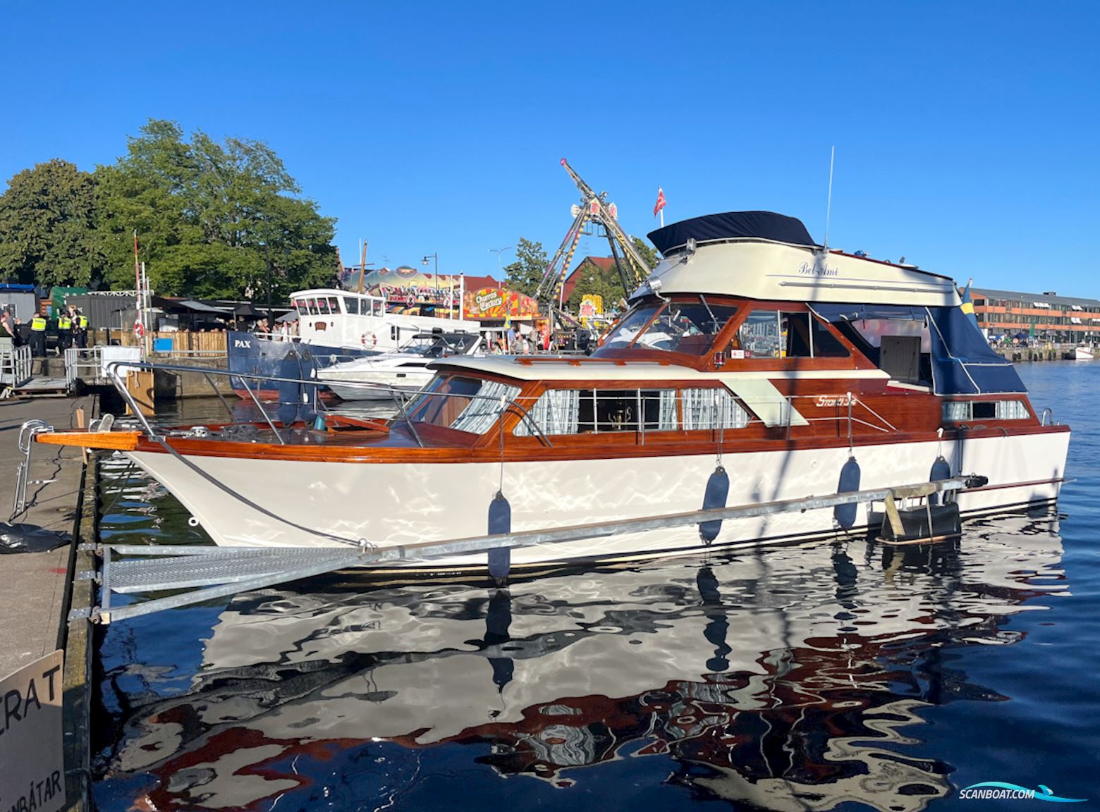 Storebro Storö 34 Flybridge 2x Volvo Penta D3-190 EVC Motorboten 1974, met Volvo Penta D3-190 EVC motor, Sweden