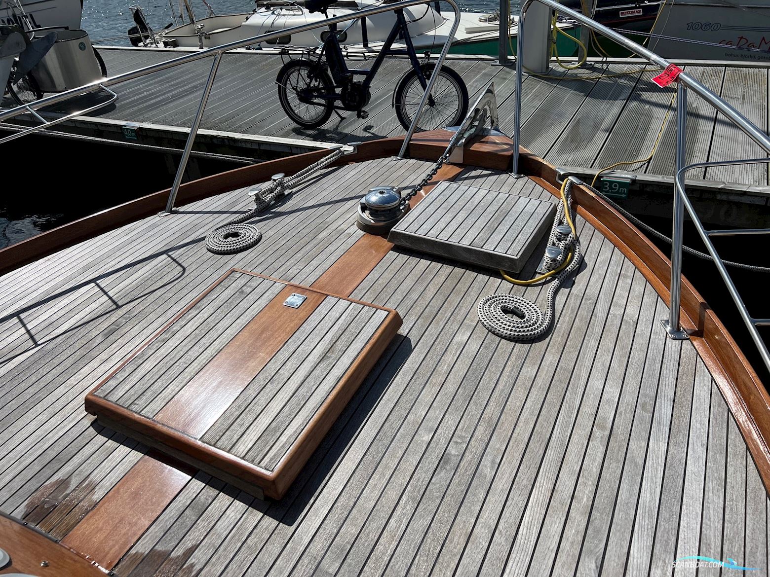 Storø 34, hysterisk velholdt og smækfyldt med lækre detaljer og stil.