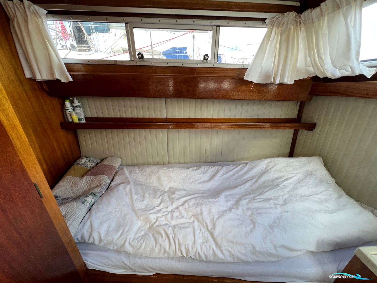 Storø 34, hysterisk velholdt og smækfyldt med lækre detaljer og stil.