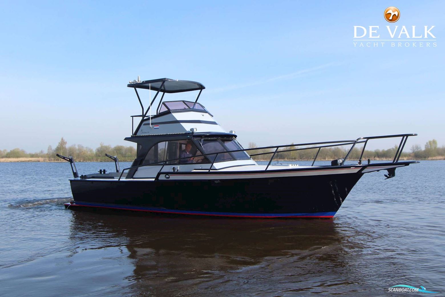 Striker 44