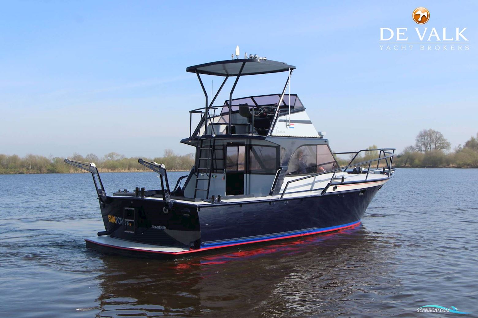 Striker 44