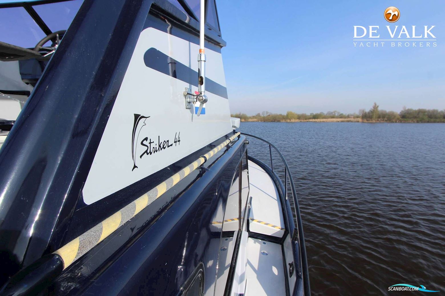 Striker 44