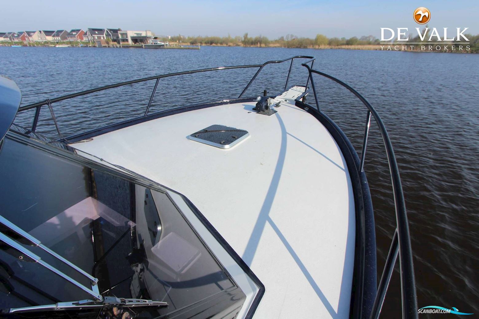 Striker 44