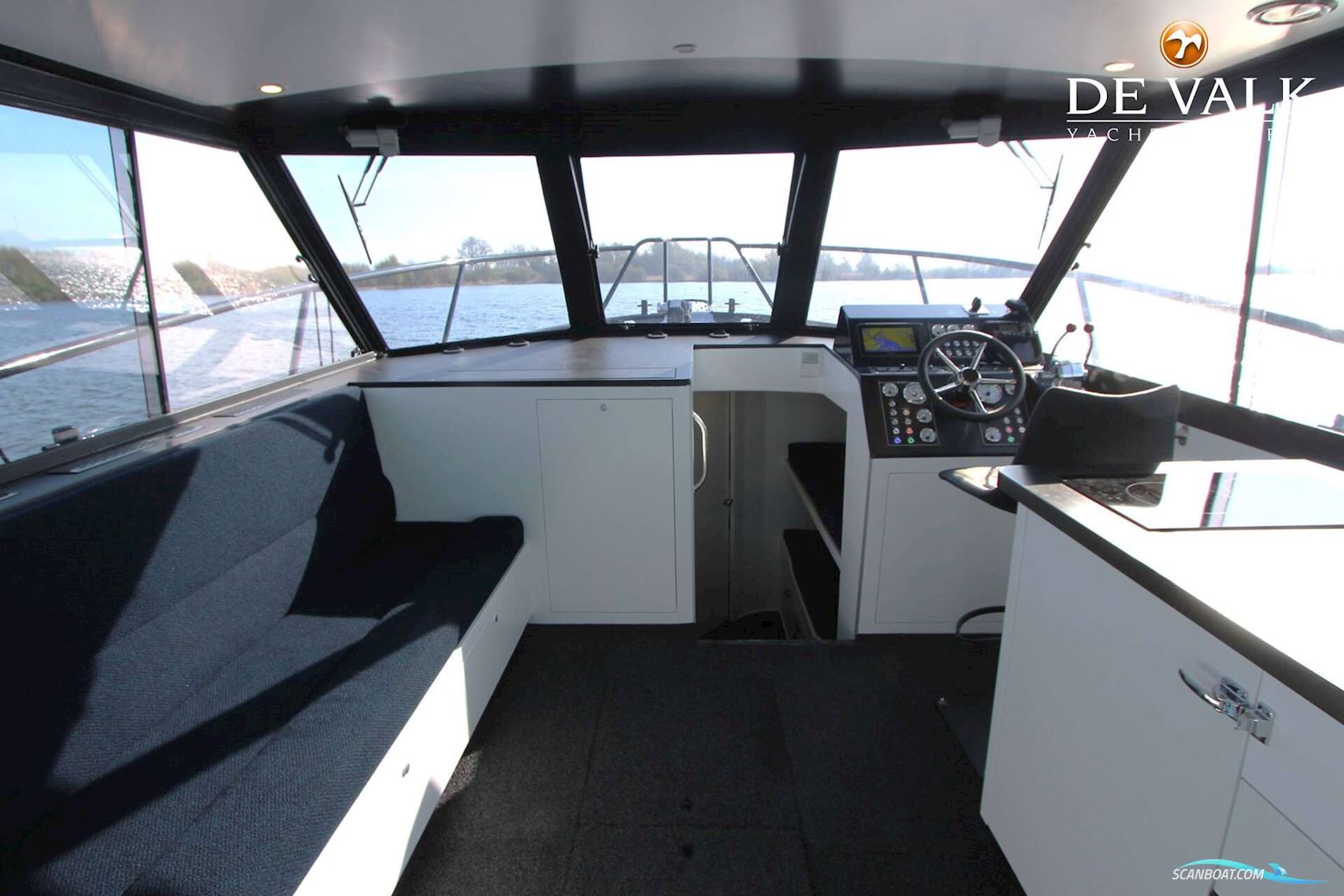 Striker 44