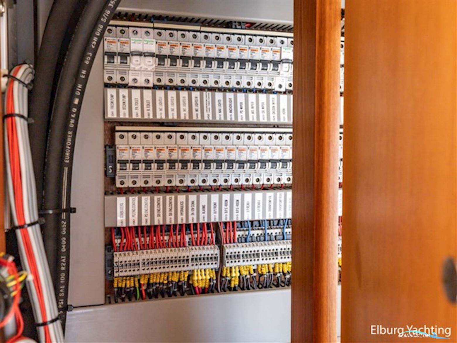 Sturier 480 AC - Vast Stuurhuis - Stabilizers 