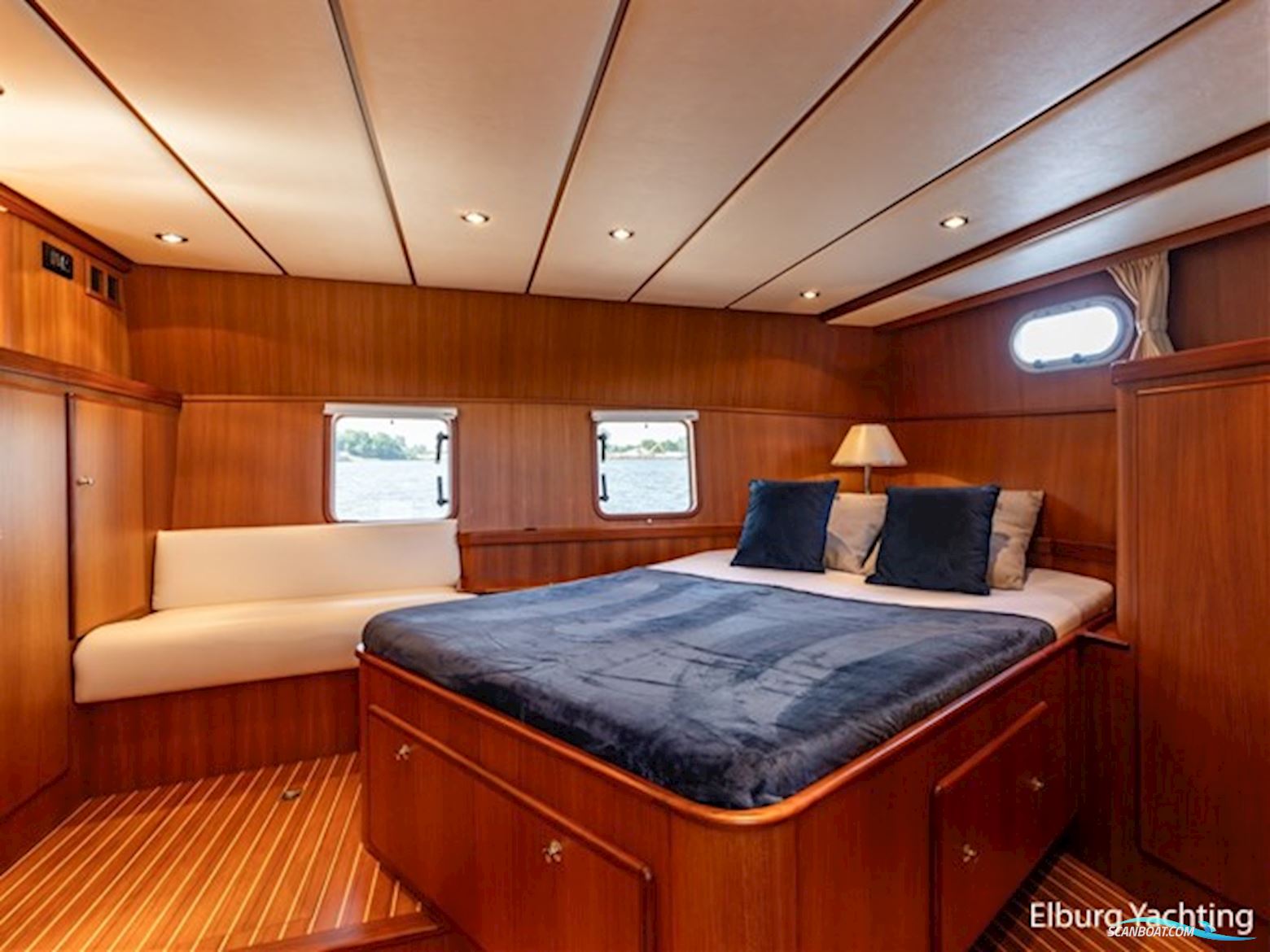 Sturier 480 AC - Vast Stuurhuis - Stabilizers