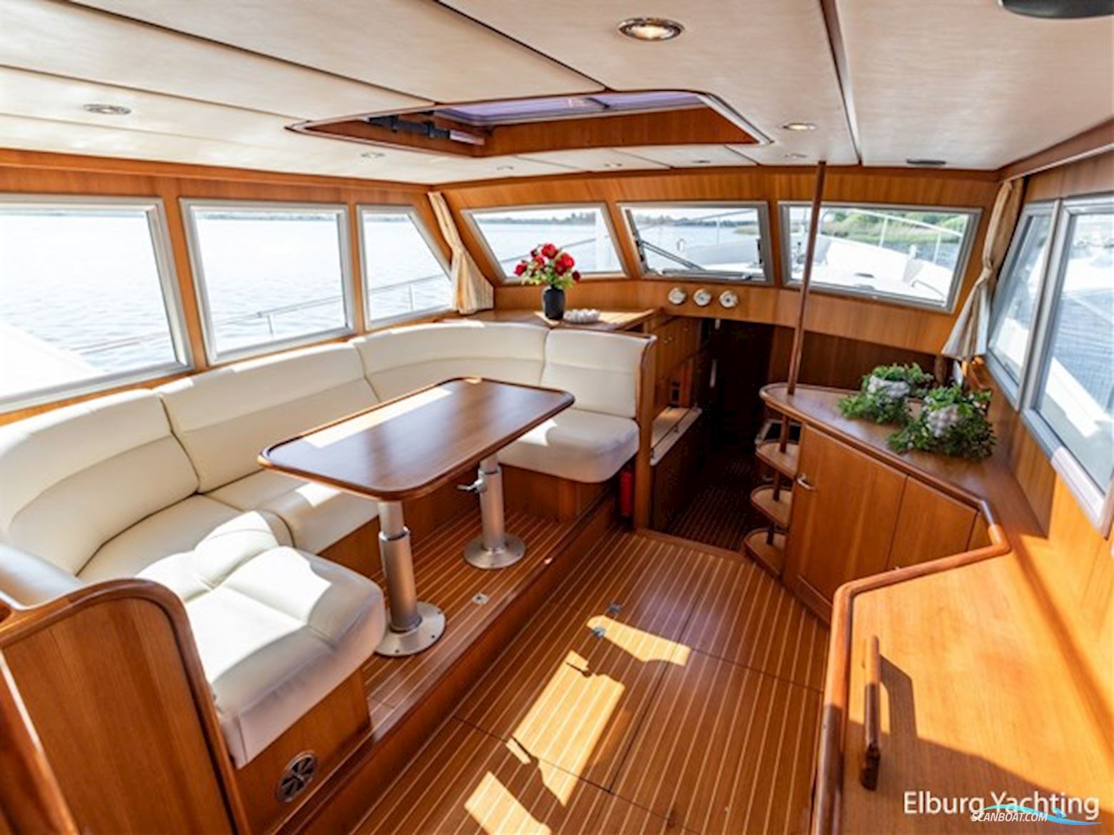 Sturier 480 AC - Vast Stuurhuis - Stabilizers