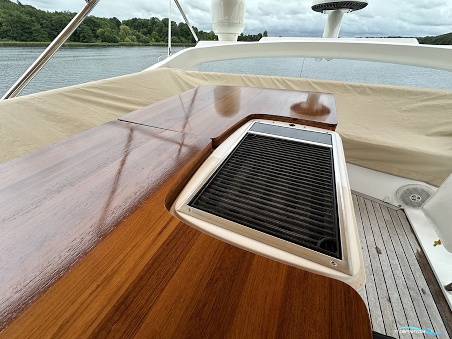 Sunseeker  - Manhattan 53