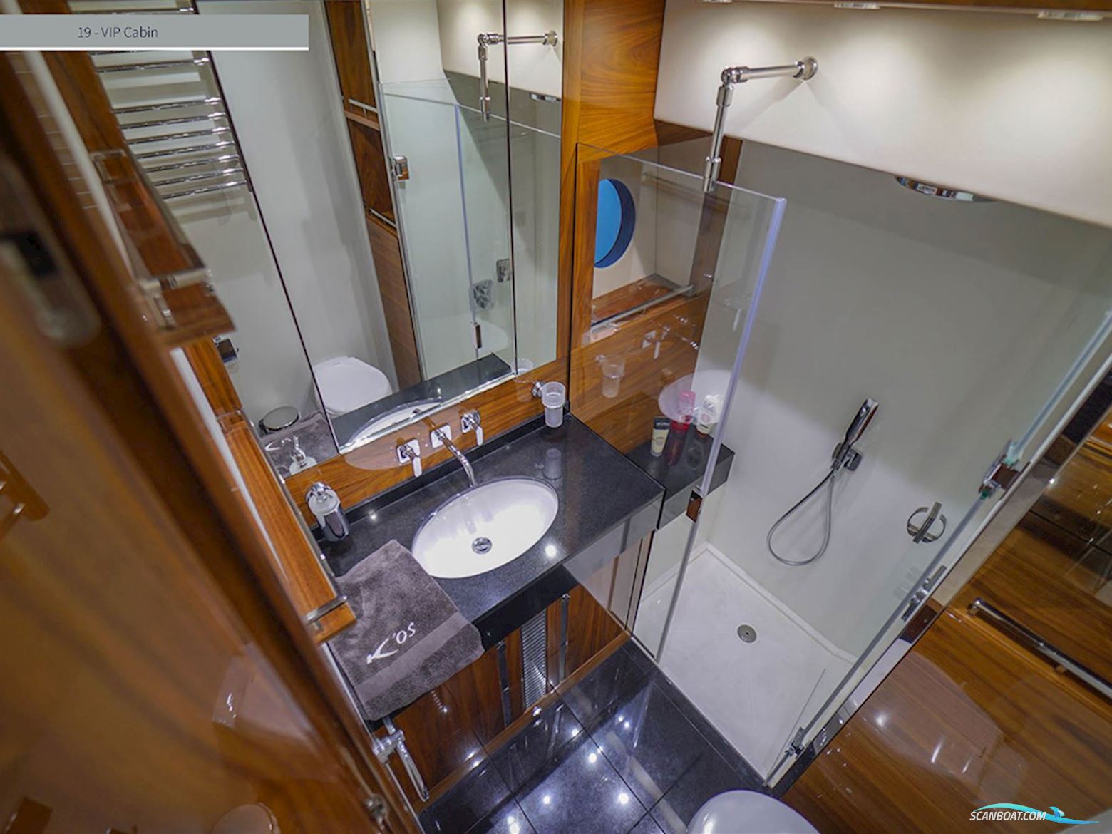 Sunseeker 68 Sport Yacht