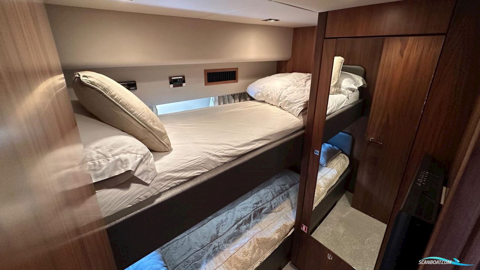 Sunseeker 74 Predator