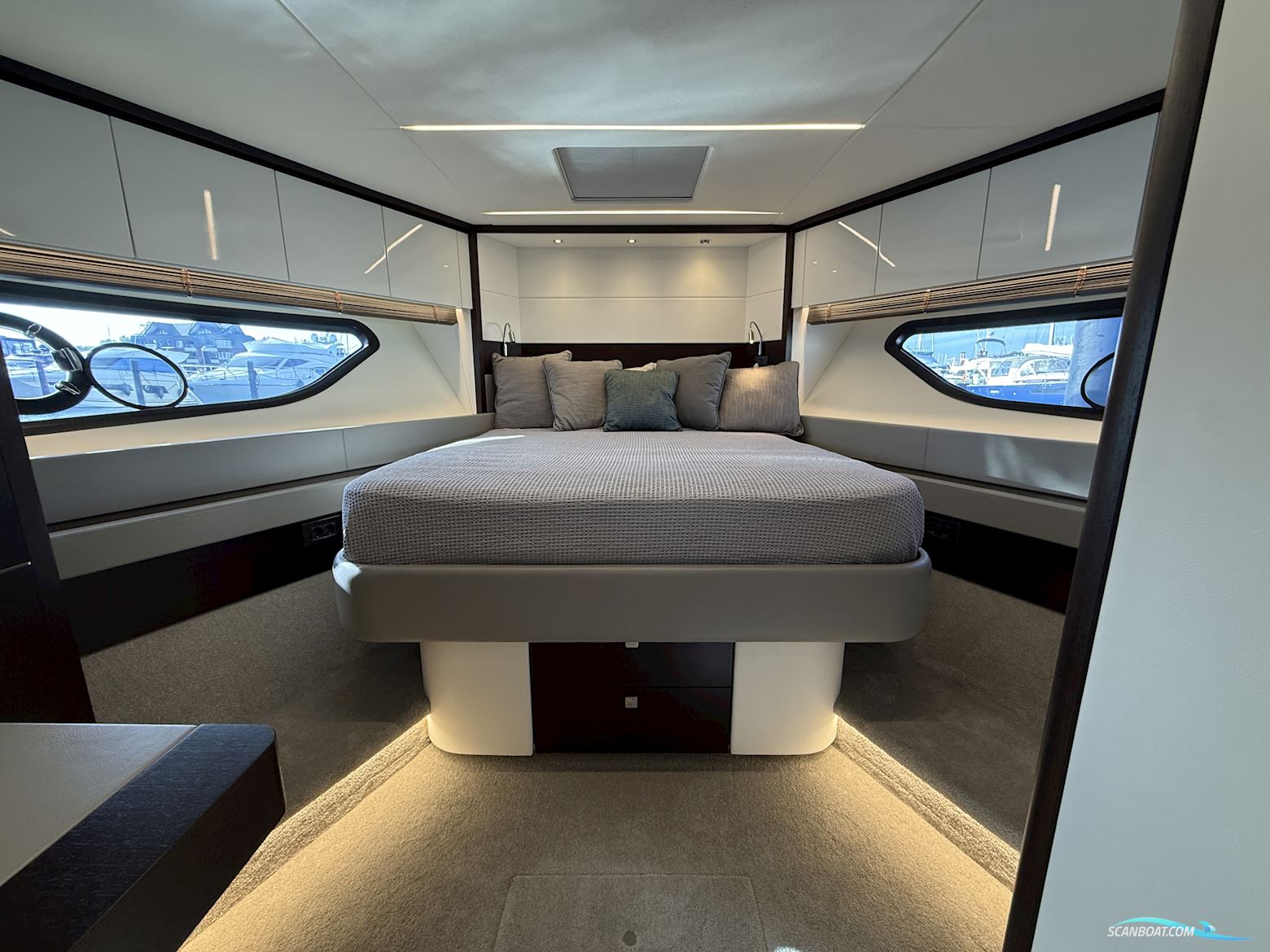 Sunseeker 74 Sport Yacht