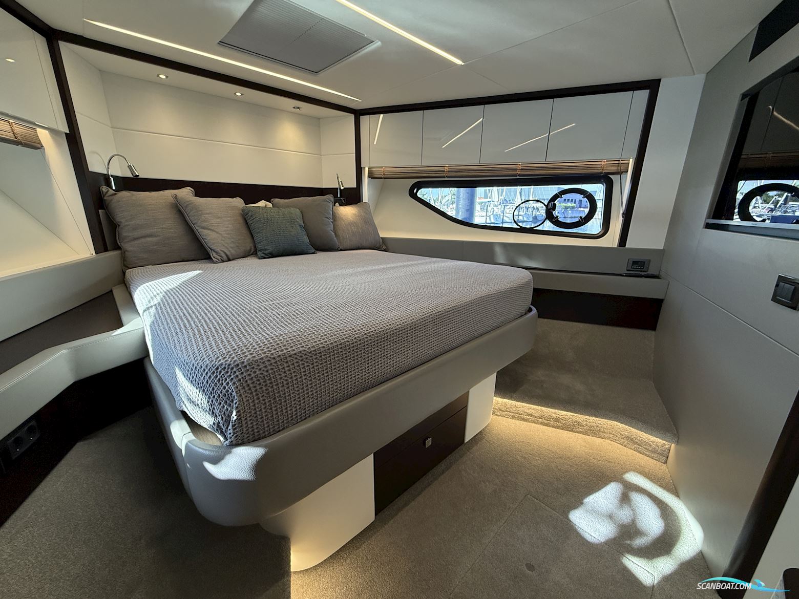 Sunseeker 74 Sport Yacht