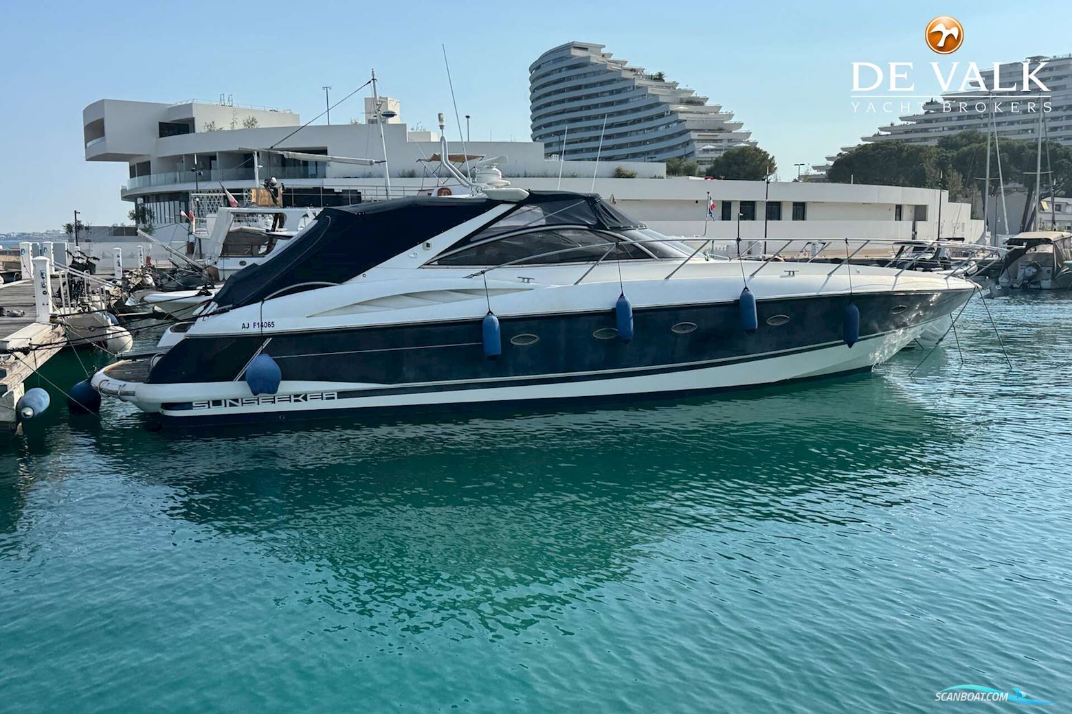 Sunseeker Camargue 50 Motorboten 2002, met Caterpillar motor, France