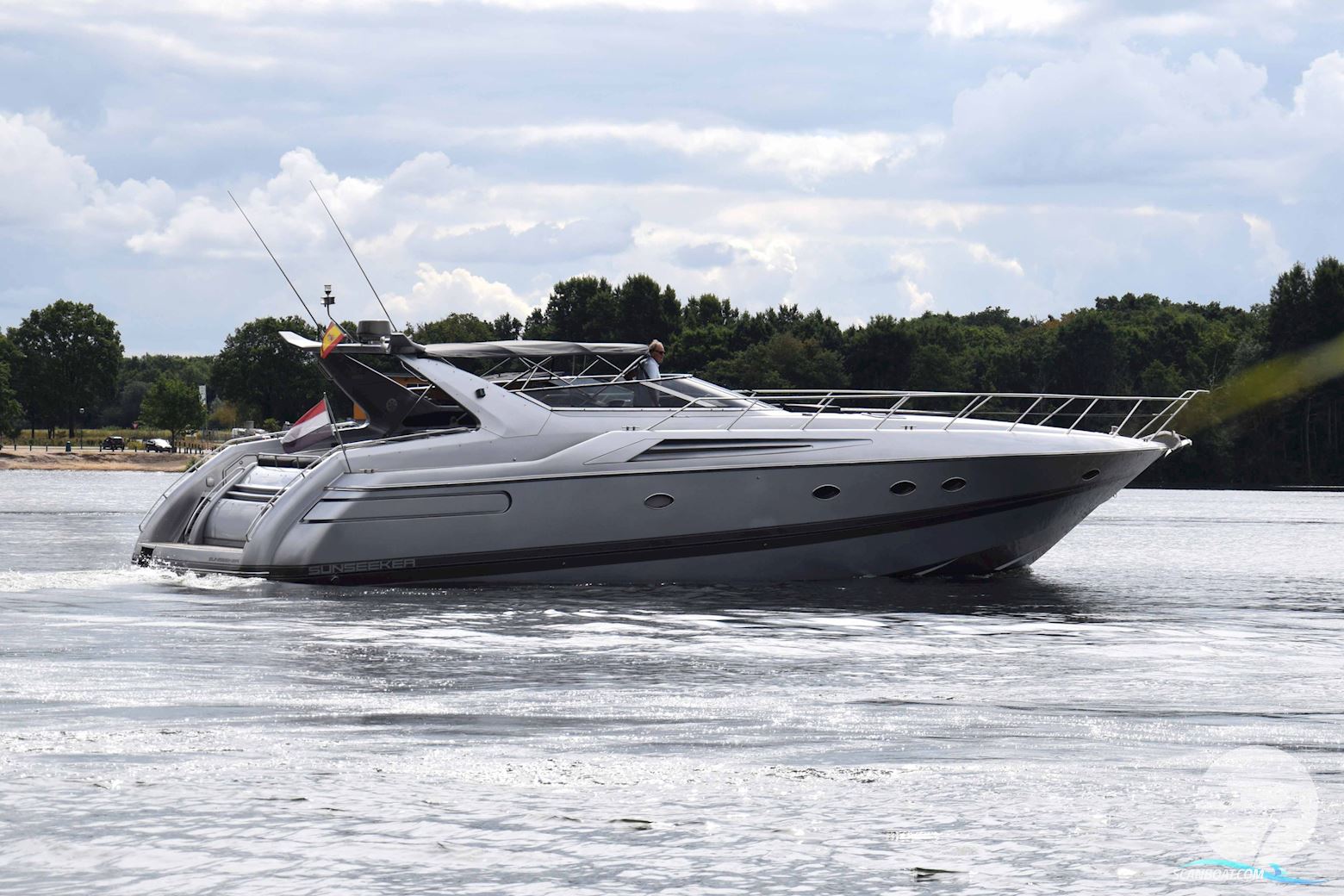 Sunseeker Camargue 55