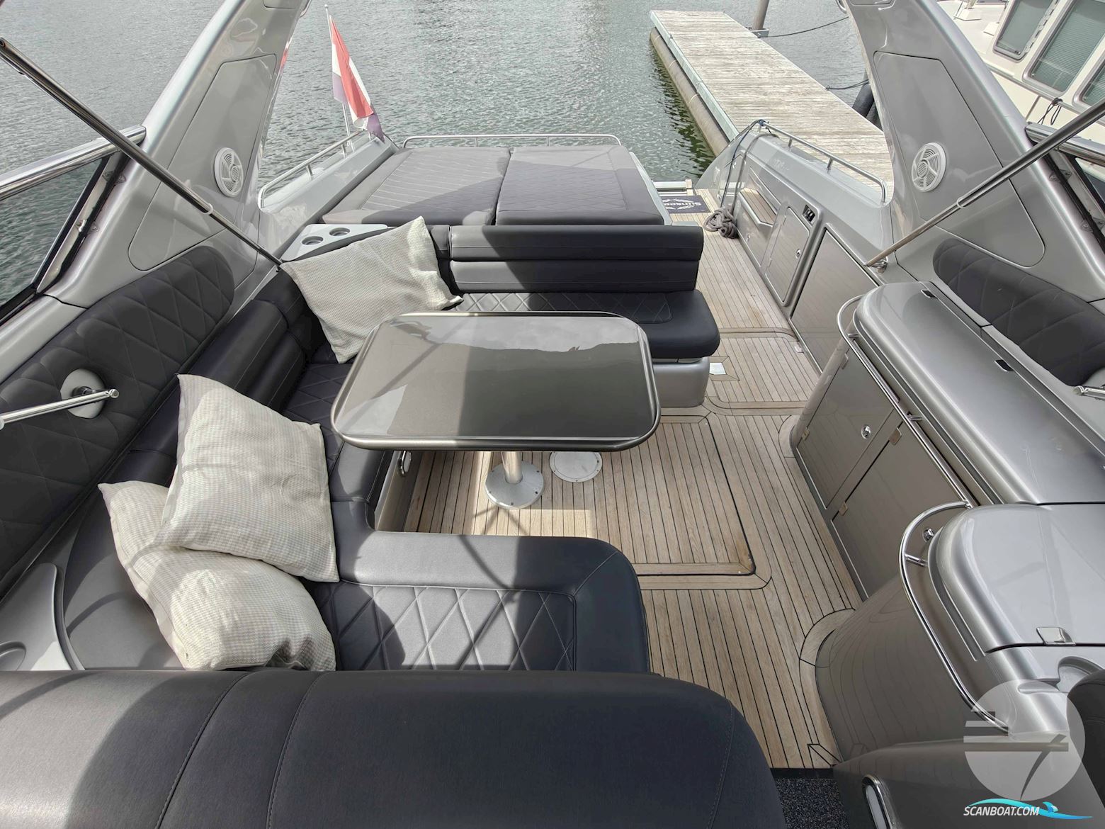 Sunseeker Camargue 55