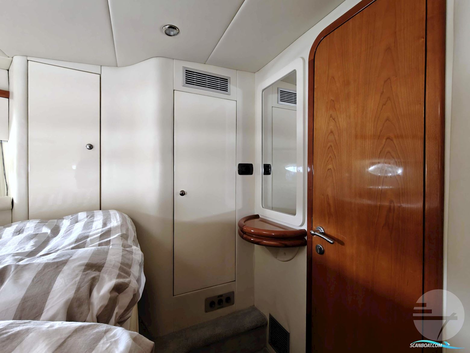 Sunseeker Camargue 55