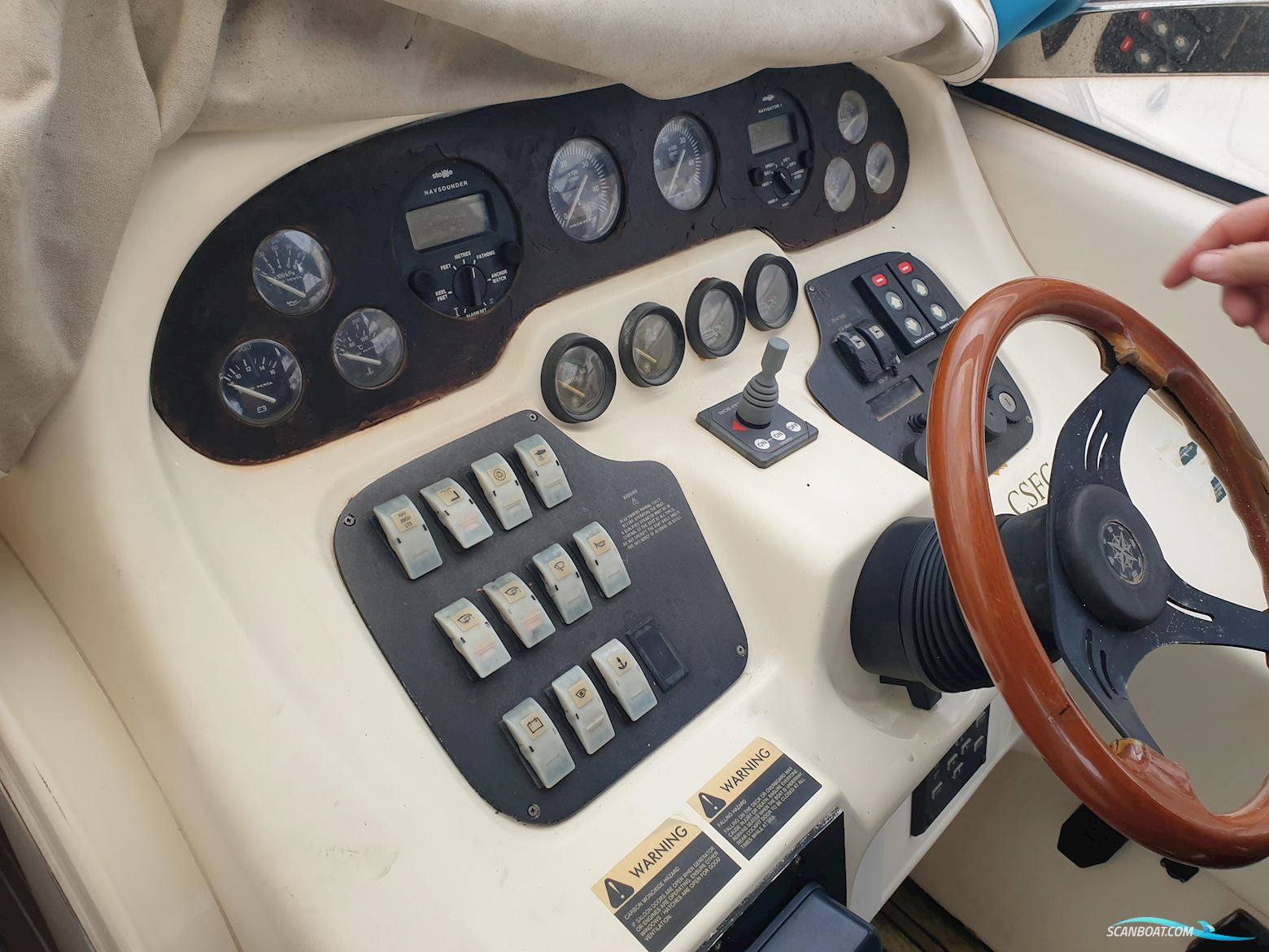 Sunseeker Comanche 40