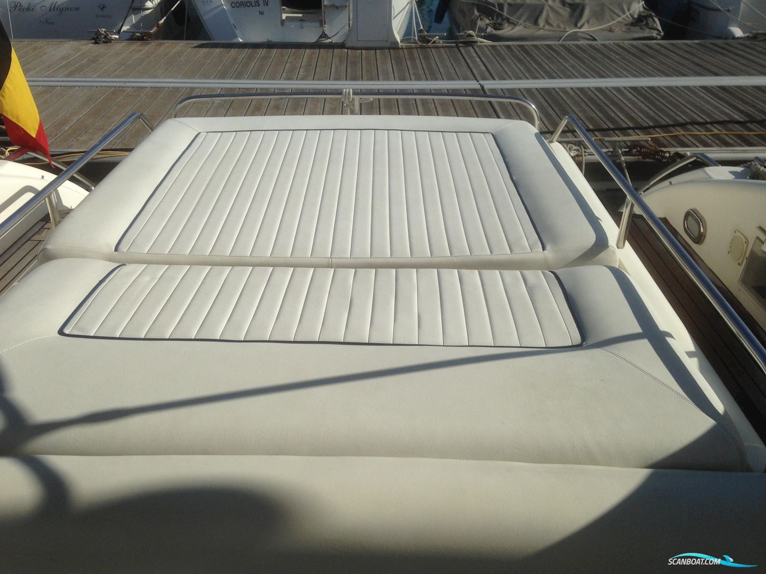 Sunseeker Comanche 40