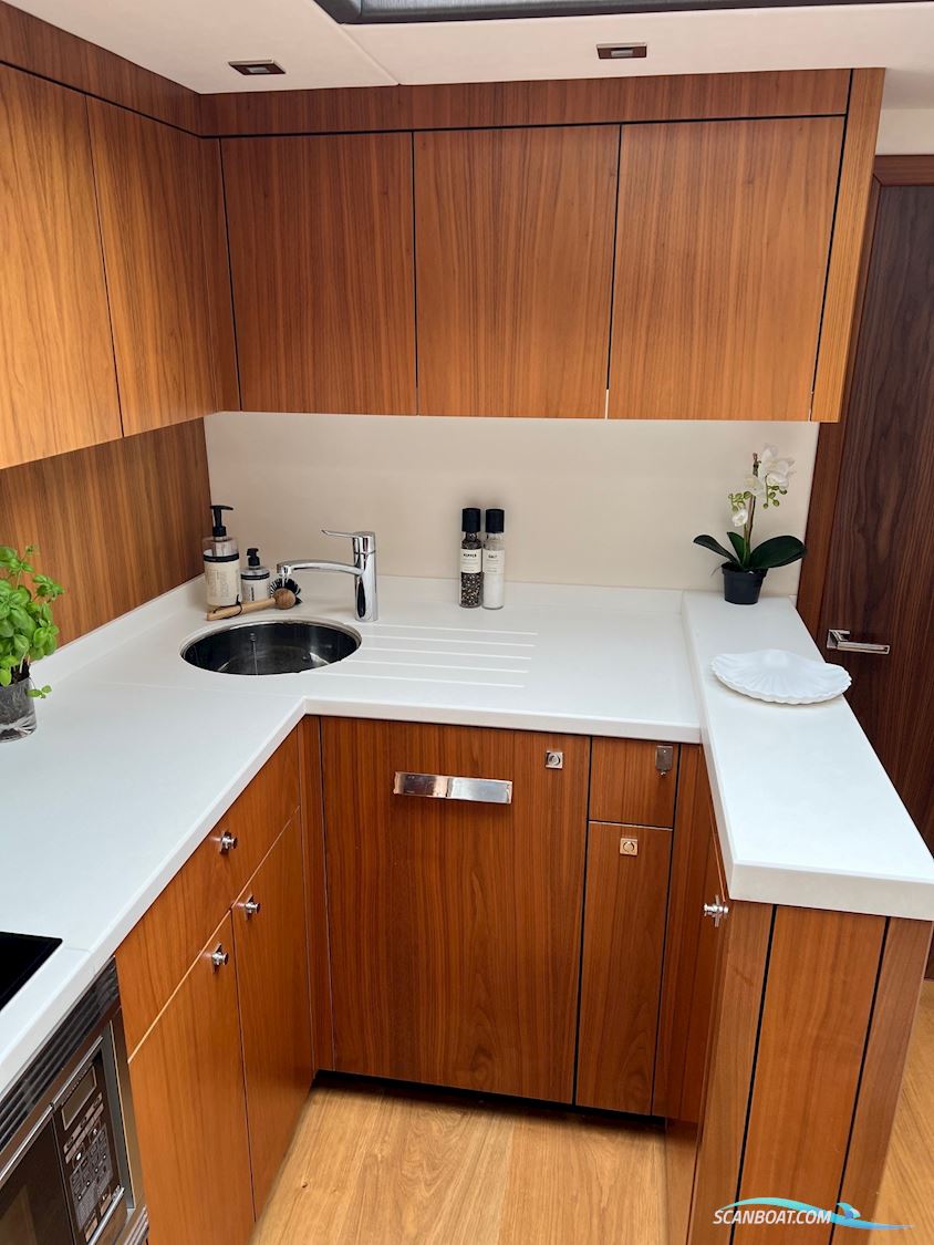 Sunseeker Manhattan 53