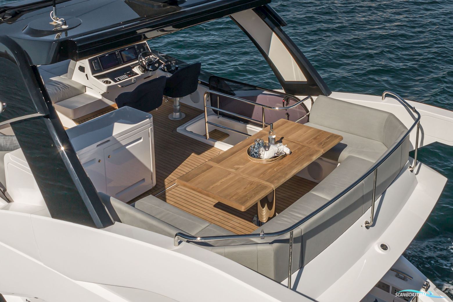 Sunseeker Manhattan 55