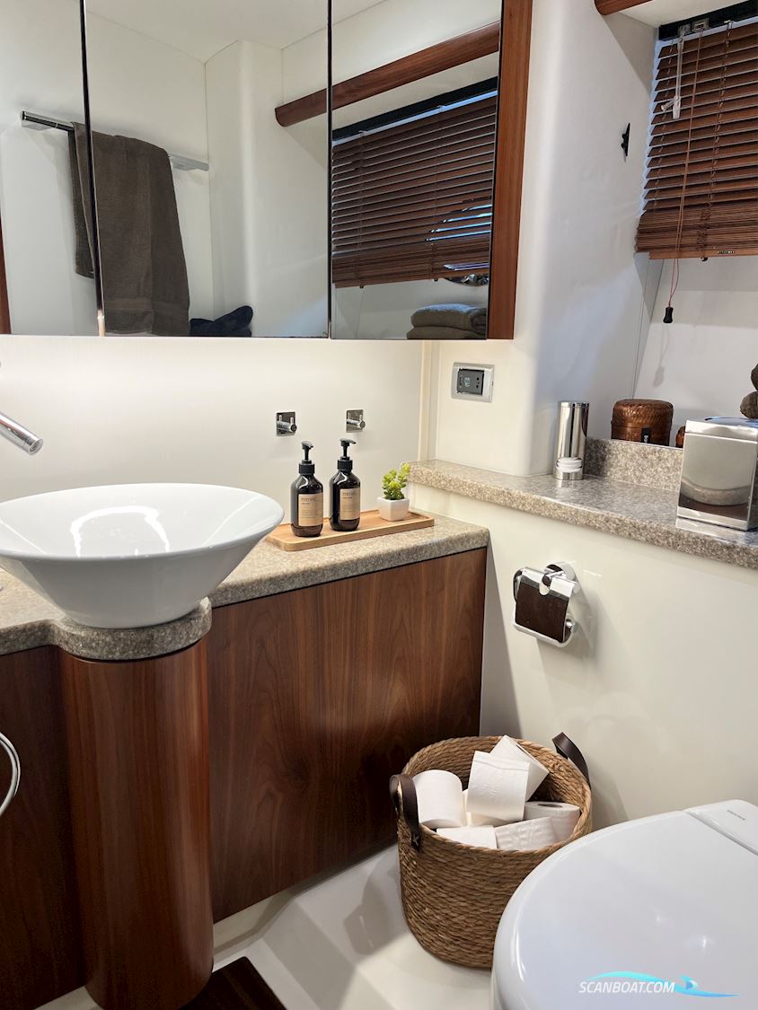Sunseeker Manhattan 60