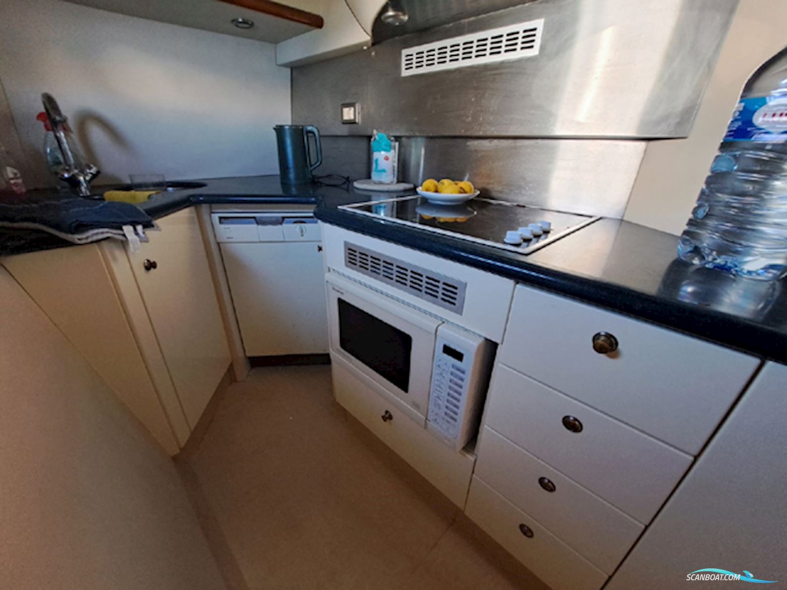 Sunseeker Manhattan 62