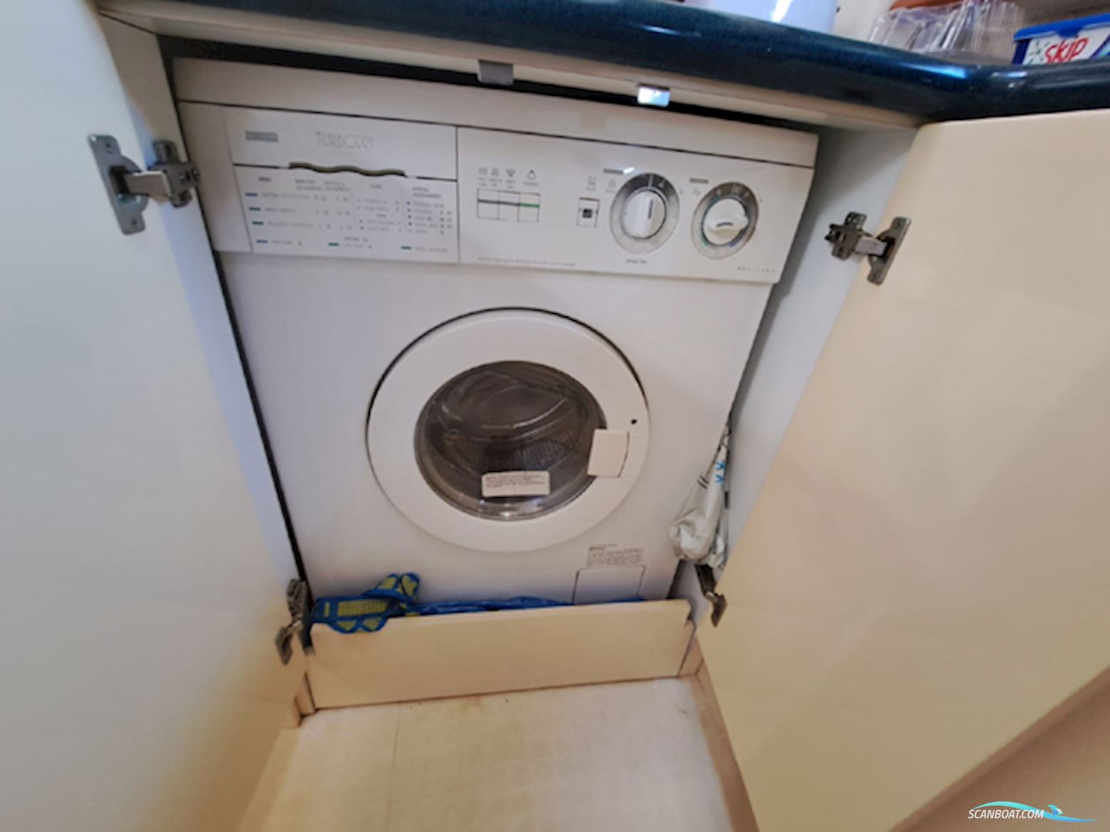 Sunseeker Manhattan 62