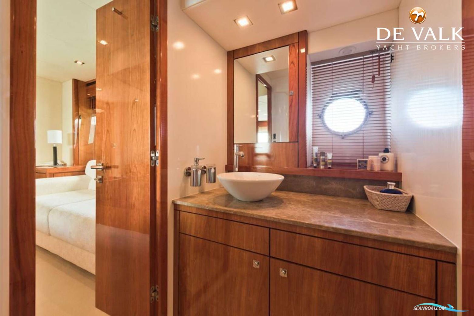 Sunseeker Manhattan 63