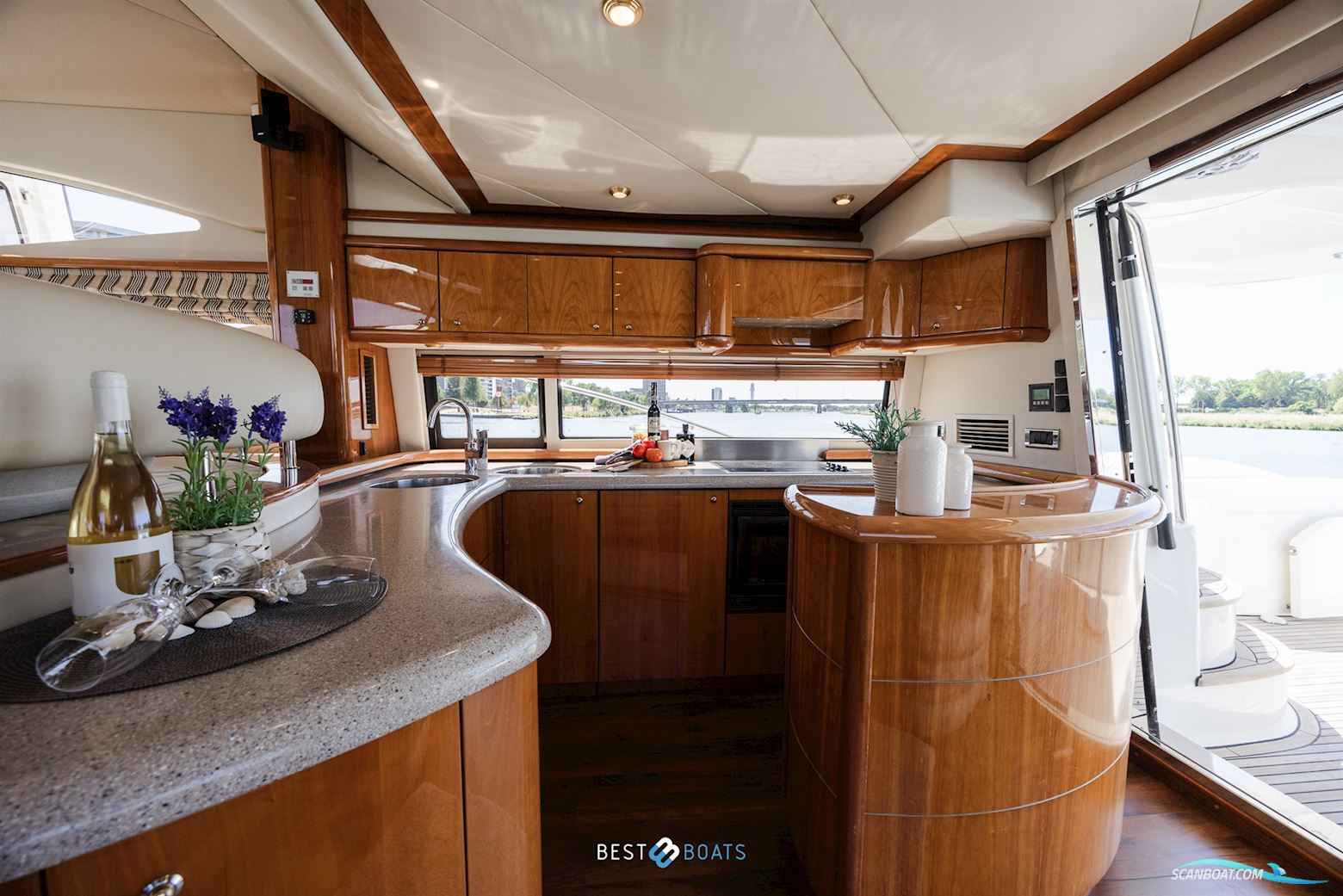 Sunseeker Manhattan 64