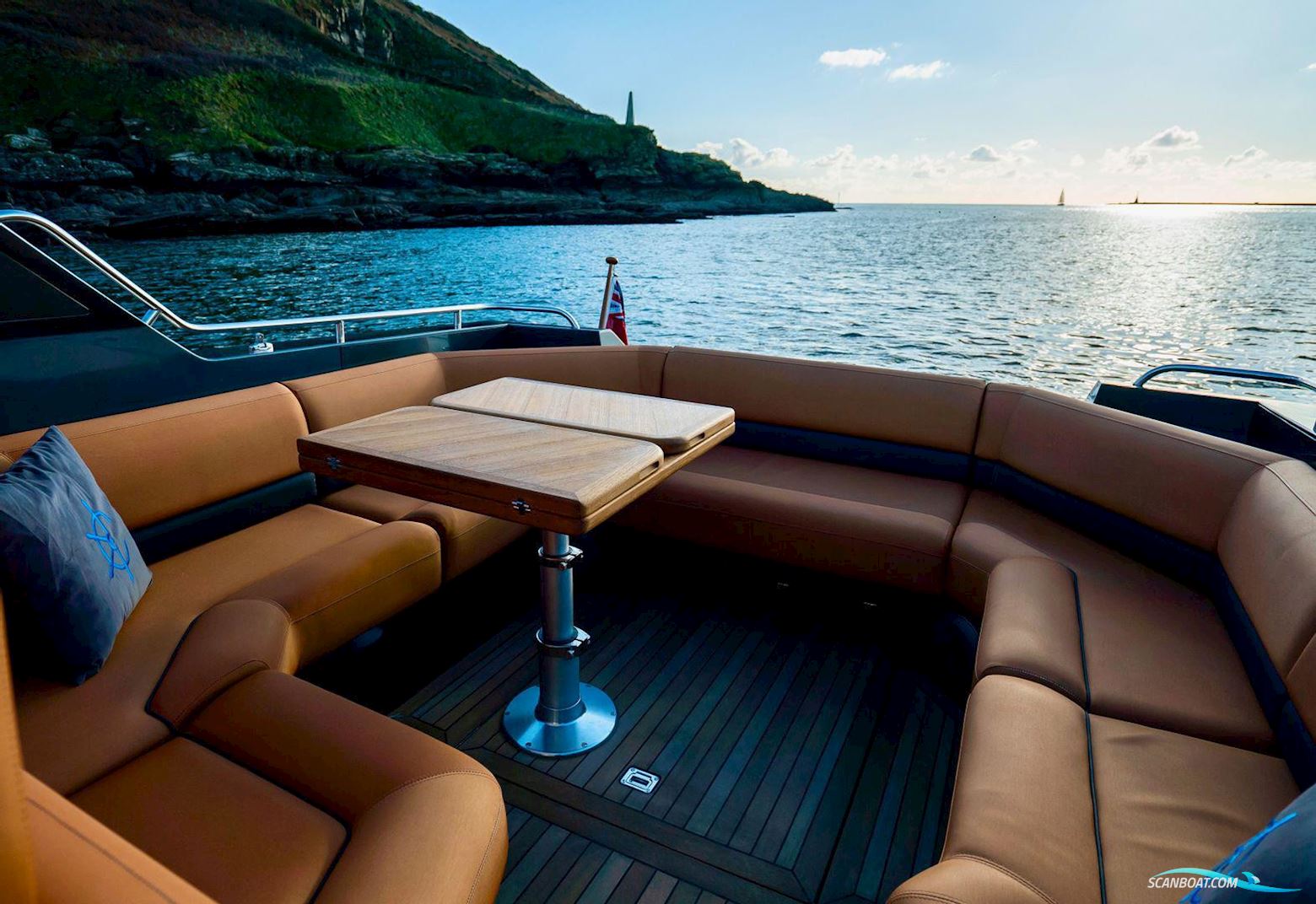 Sunseeker Martinique 36