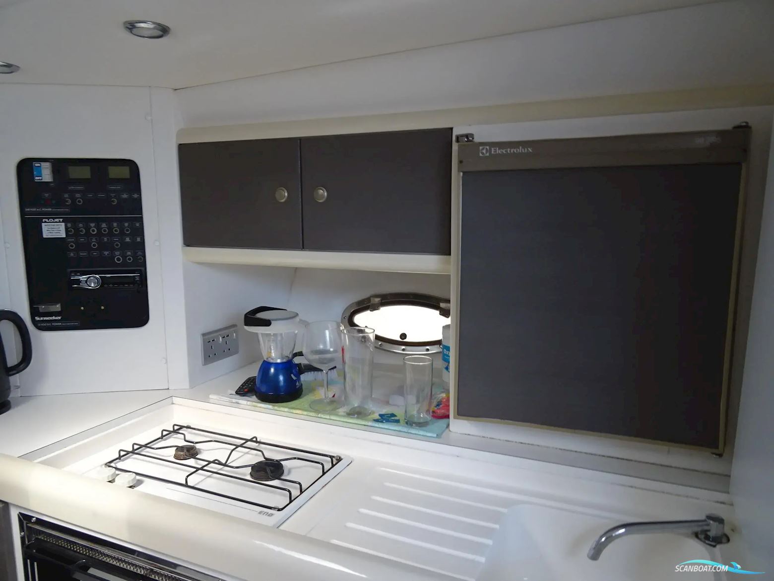 Sunseeker Martinique 38