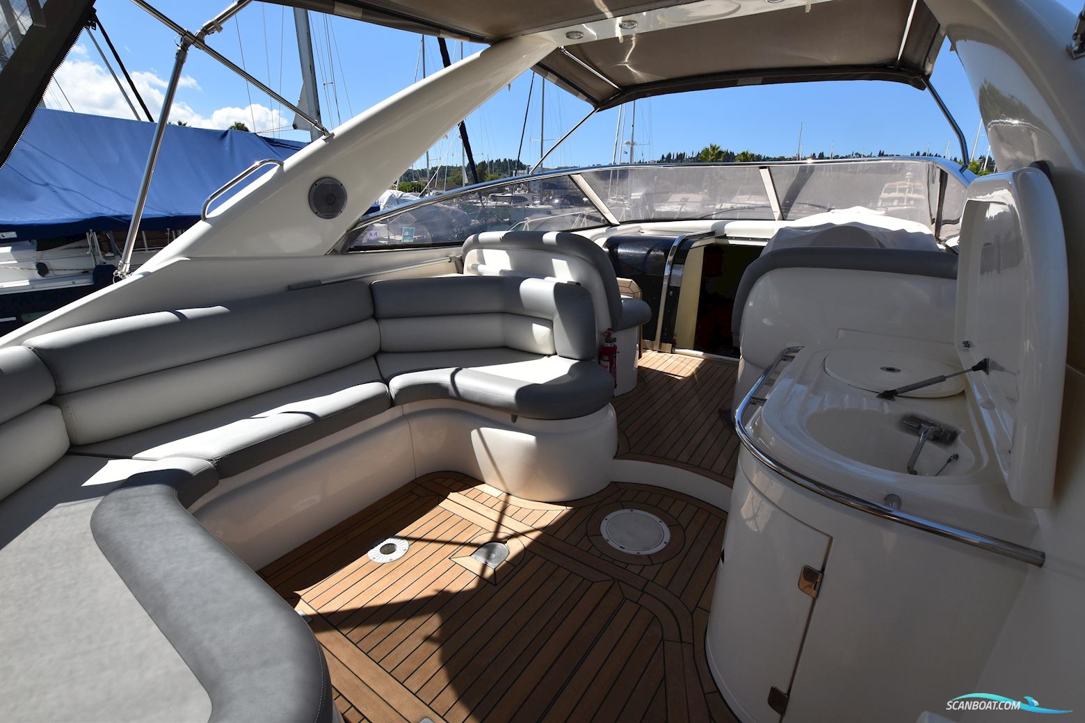 Sunseeker Portofino 375